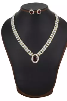 White pearl necklace-sets