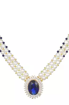 White pearl necklace-sets