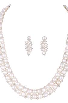 White pearl necklace-sets
