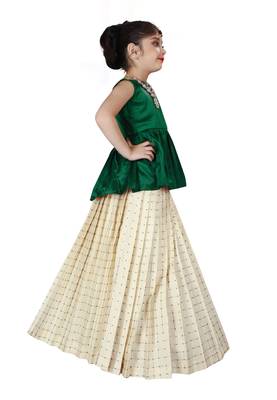 Kids Cotton Silk Green Top And White Lehenga Choli Set  2