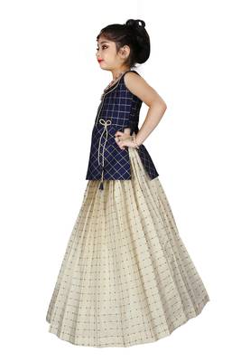 Kids Blue Top And White Lehenga Choli Set  3