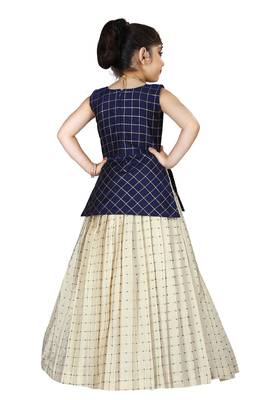 Kids Blue Top And White Lehenga Choli Set  4