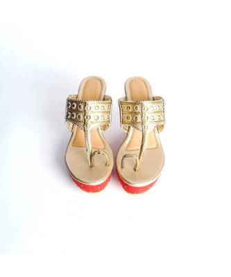Red Tiki Wedges 2