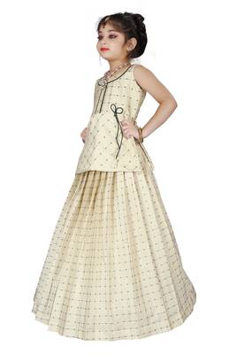 Kids Cotton Silk White Lehenga Choli Set For Girls  3