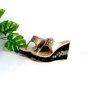 Black Tiki Wedges 1