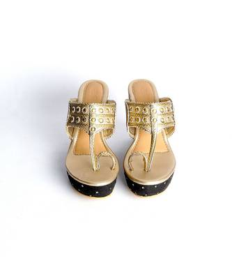 Black Tiki Wedges 2