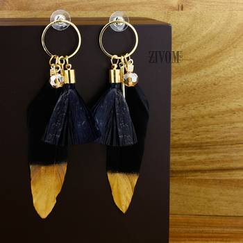 Black earrings 1