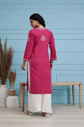 Hand Embroidered Magenta Pure Cambric Cotton Lucknow Chikankari Women Kurta