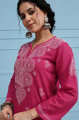 Hand Embroidered Magenta Pure Cambric Cotton Lucknow Chikankari Women Kurta