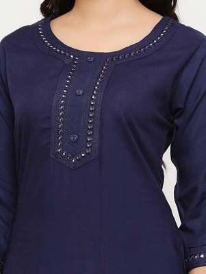 Women's  Blue Rayon Embroidered Straight Kurta 5
