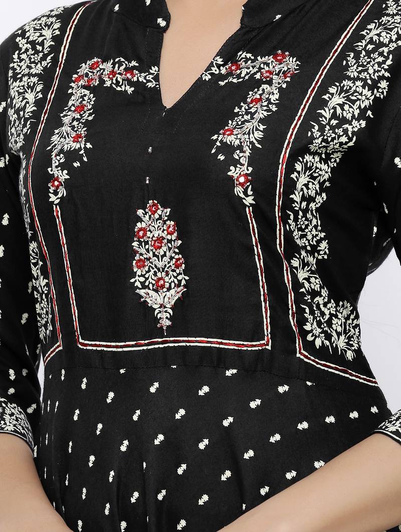 Women's Rayon Printed Flared Gown (Black)