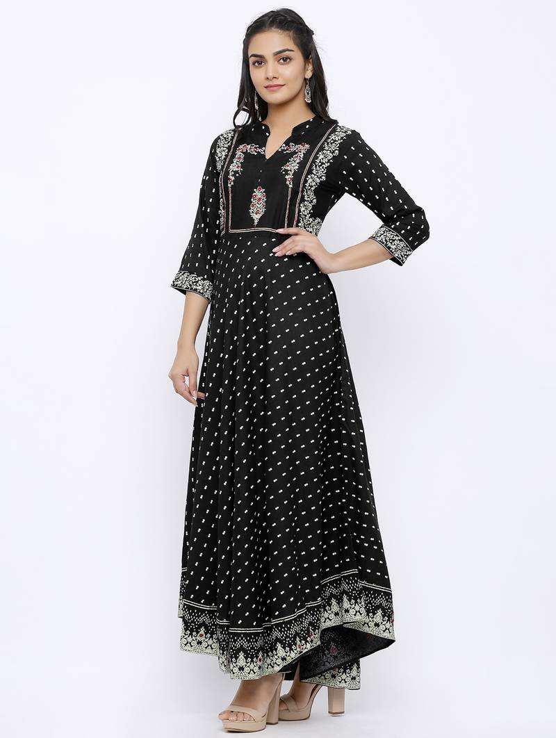 Women's Rayon Printed Flared Gown (Black)