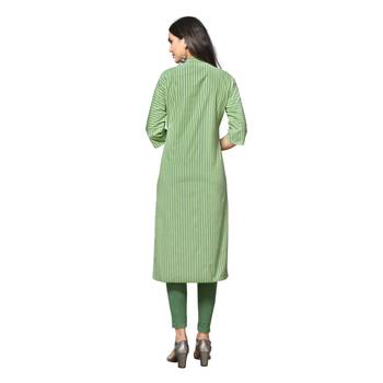 Green printed cotton kurtas-and-kurtis 3