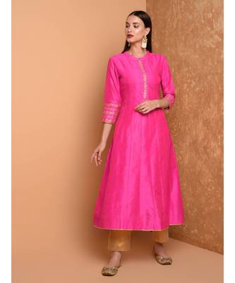 Set of Full Anarkali Silk Kurta with Brocade Pant. 2