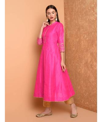 Set of Full Anarkali Silk Kurta with Brocade Pant. 3