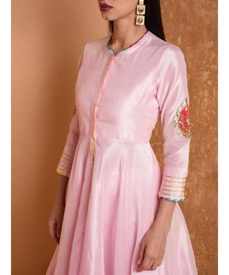 Set of Full Anarkali Silk Kurta with Brocade Pant. 5