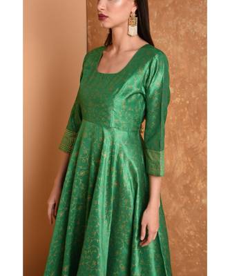 Green Silk Hand Painted Suit Set 4