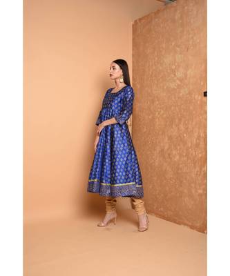 Blue Silk Hand Painted Suit Set 3