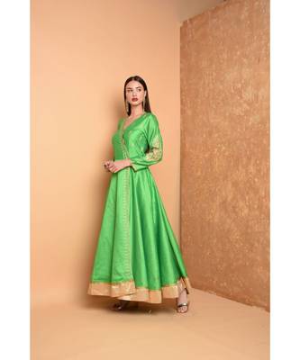 Green Silk Embroidered Suit Set 3