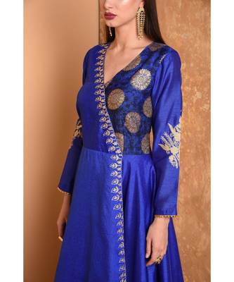 Blue Silk Embroidered Suit Set 4