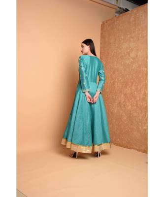 Green Silk Embroidered Suit Set 4