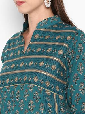 Womens Green Cotton Printed Straight Kurta 5