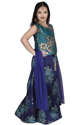 Sea Blue Floral Brocade Lehenga With Blue  Choli And Net Dupatta 2