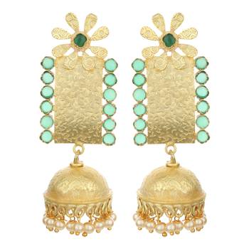 Gold agate danglers-drops 1