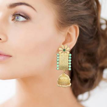 Gold agate danglers-drops 2