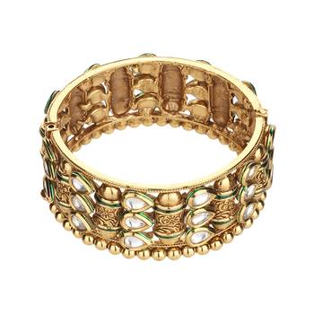 Gold kundan bangles-and-bracelets 3