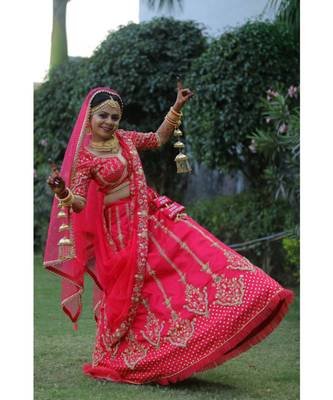 Red Raw Silk Wedding Wear Bridal Lehenga Choli 3