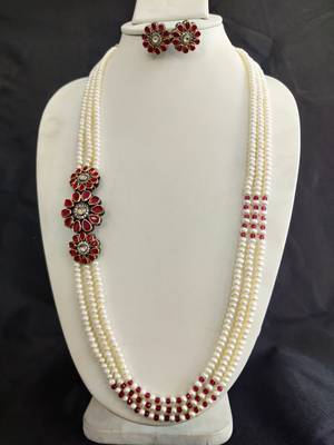 White pearl necklace-sets 1