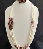 White pearl necklace-sets