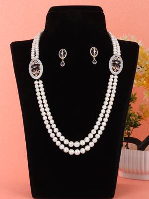 White pearl necklace-sets 1