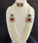 White pearl necklace-sets