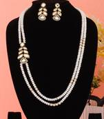 White pearl necklace-sets