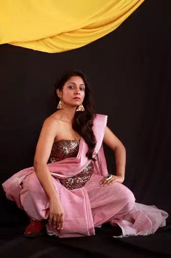 Stunning khadi slub cotton saree in prettiest pink with silver threadwork border