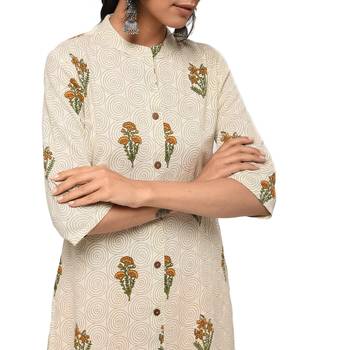 Women's Yellow  Cotton Flex Floral Print Straight Kurta, Palazzo & Dupatta Set 2