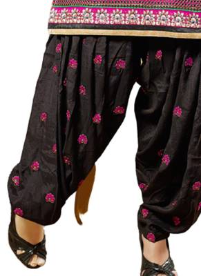 Grey embroidered Crepe unstitched salwar with dupatta 3