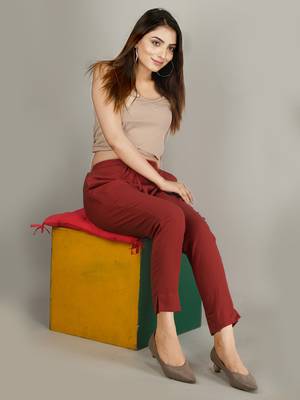 Red plain cotton trousers 3