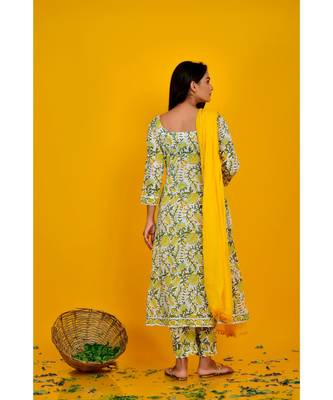 YELLOW BLOCK PRINT KURTA PANT SET WITH YELLOW DUPATTA 3