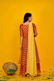 BROWN LEHERIYA DOUBLE LAYERED ANARKALI DRESS WITH DUPATTA