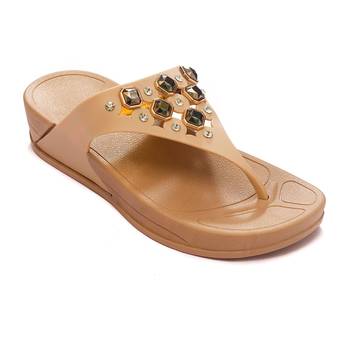 TRENDS & TRADES Tan Flip Flops Sandal For Women 1