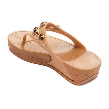 TRENDS & TRADES Tan Flip Flops Sandal For Women 4