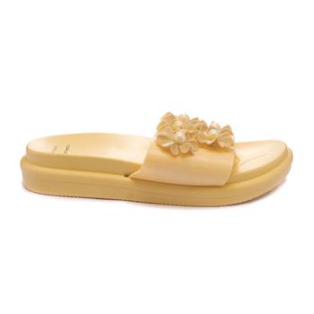 TRENDS & TRADES Golden Slide Sandal For Women 2