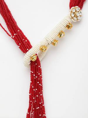 Red pearl necklaces 2