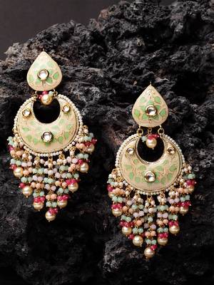 Gold diamond earrings 1