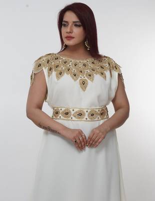 White embroidered georgette islamic-kaftans 5