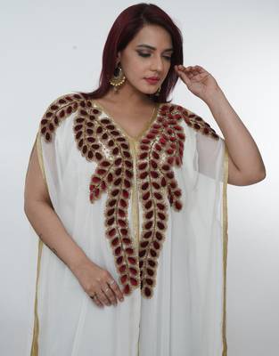 White embroidered georgette islamic-kaftans 4