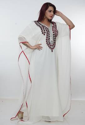 White embroidered georgette islamic-kaftans 4